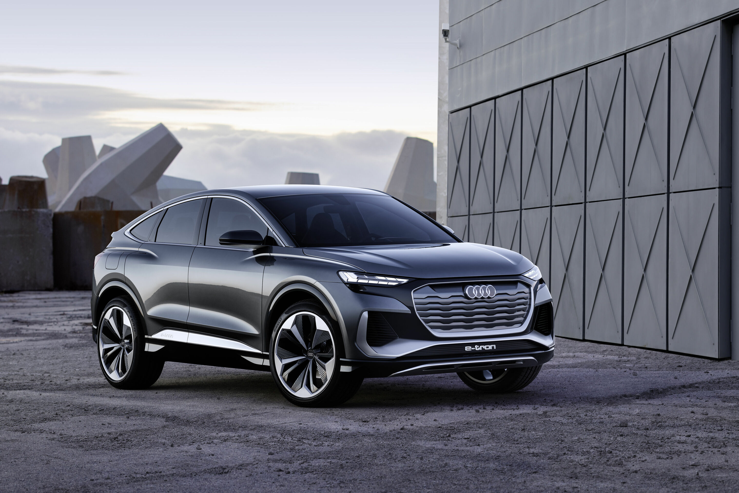 Audi Q4 Sportback e-tron concept (2020), photo 5