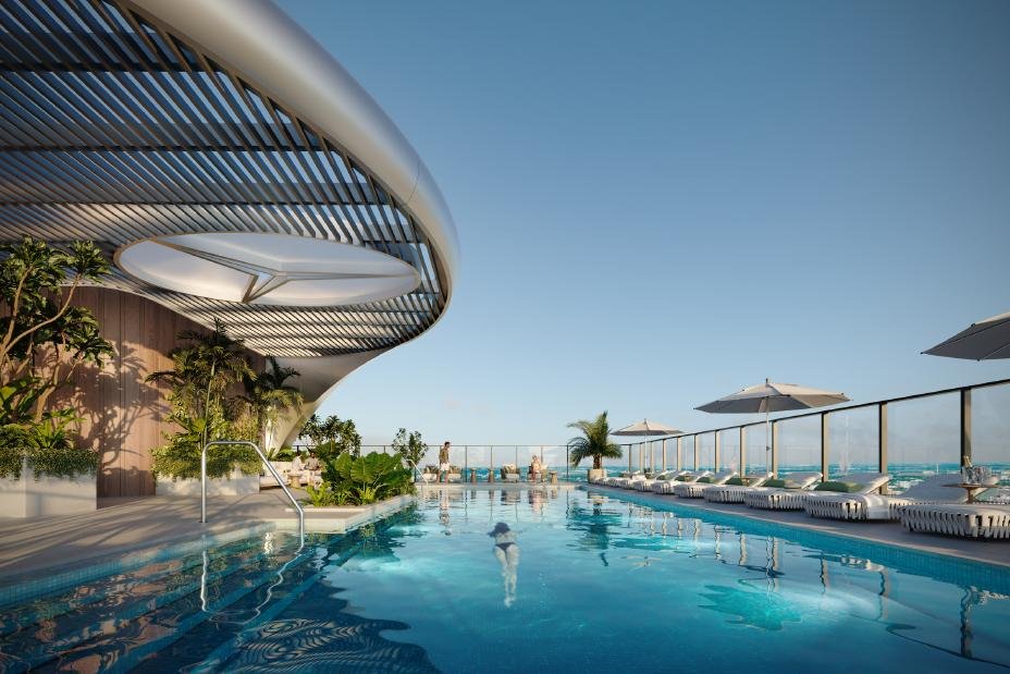 Mercedes-Benz Places Miami: Rooftop pool, silver arrow lounge deck