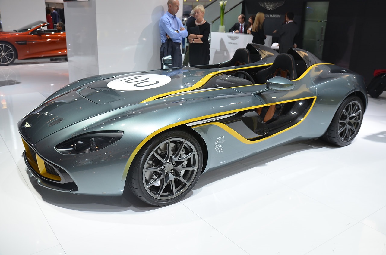 Aston Martin CC100 Speedster Concept