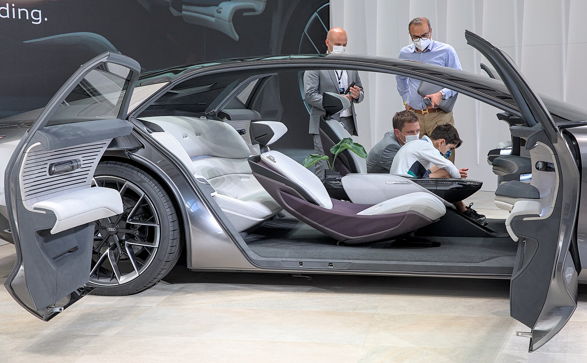 Audi grandsphere