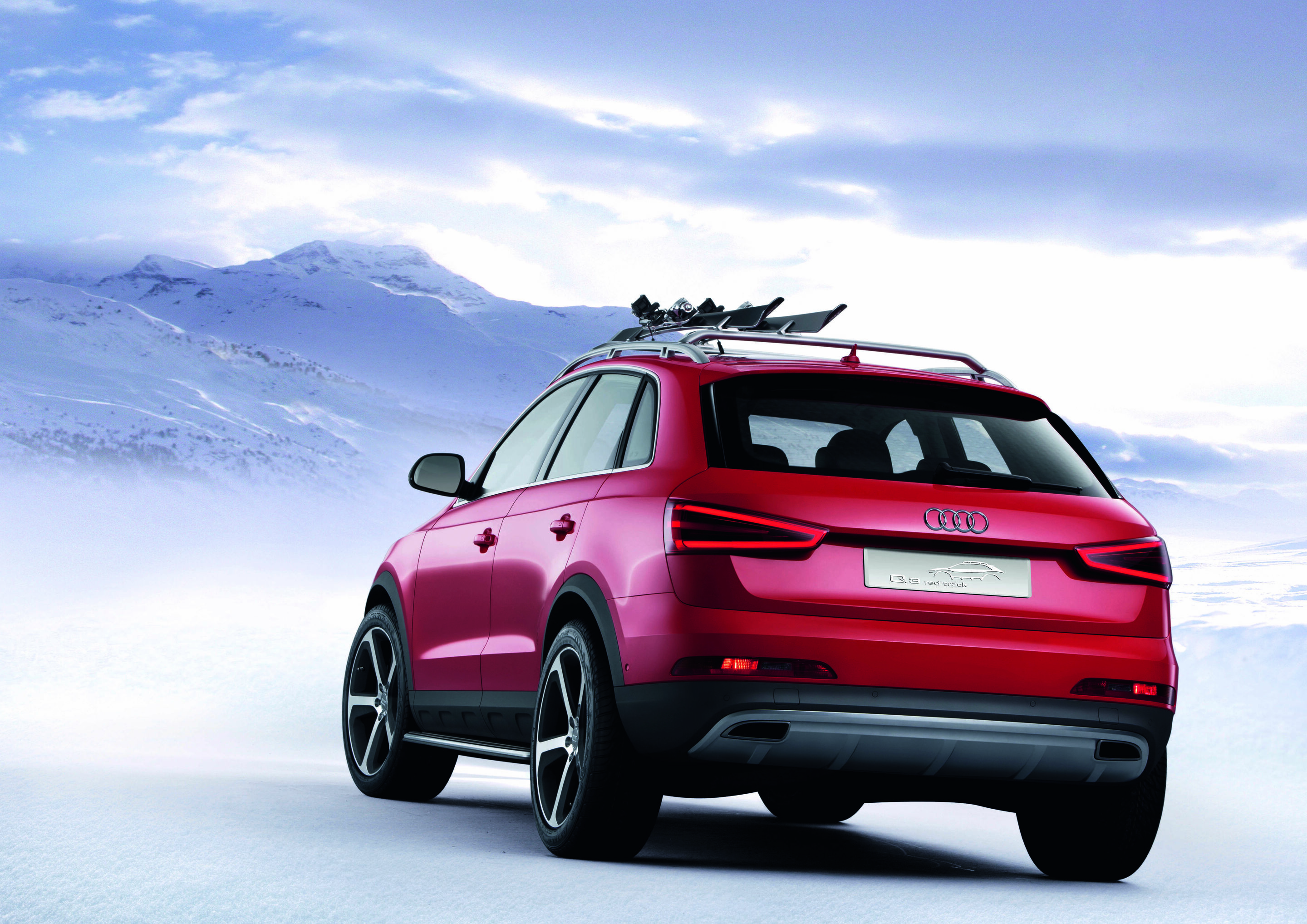 Audi Q3 red track (2012)