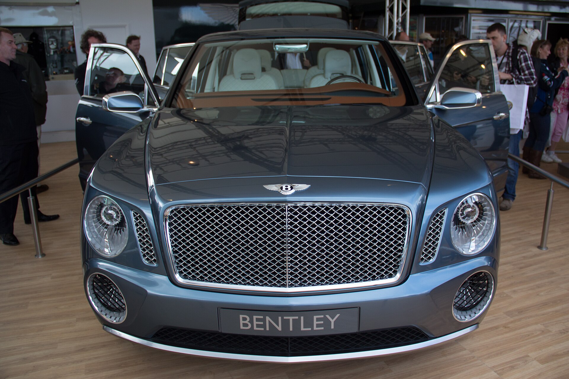 Bentley EXP 9 F