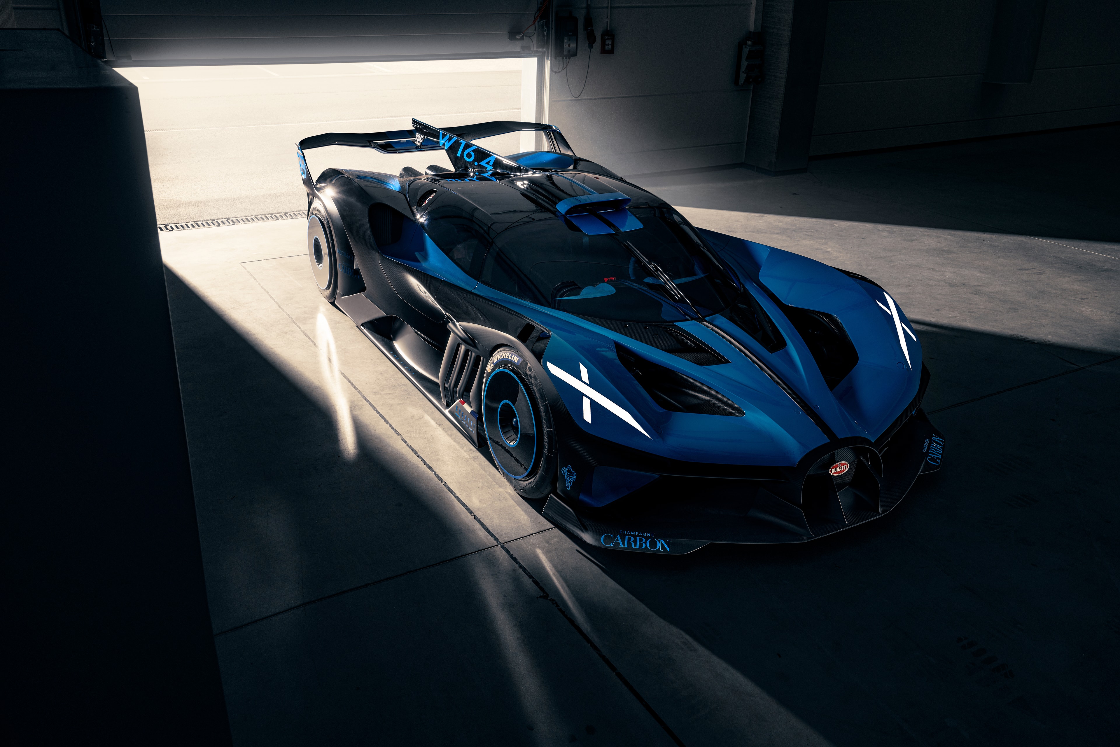 Bugatti Bolide (2020)