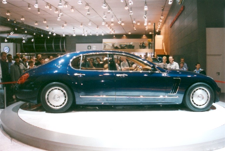 Bugatti EB 218 W18 saloon concept (1999)