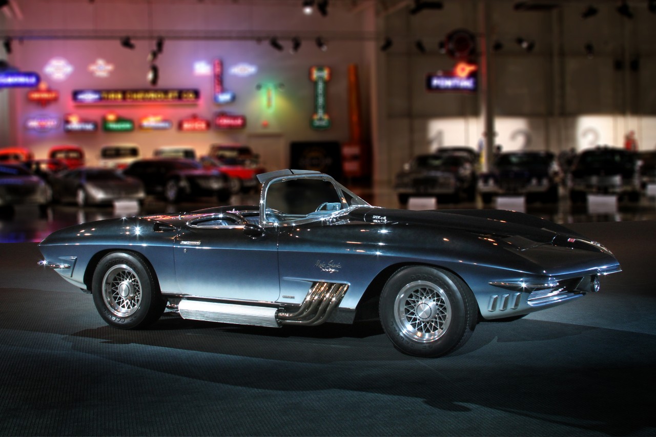 Концепт Chevrolet Corvette Mako Shark (XP-755) (1961)