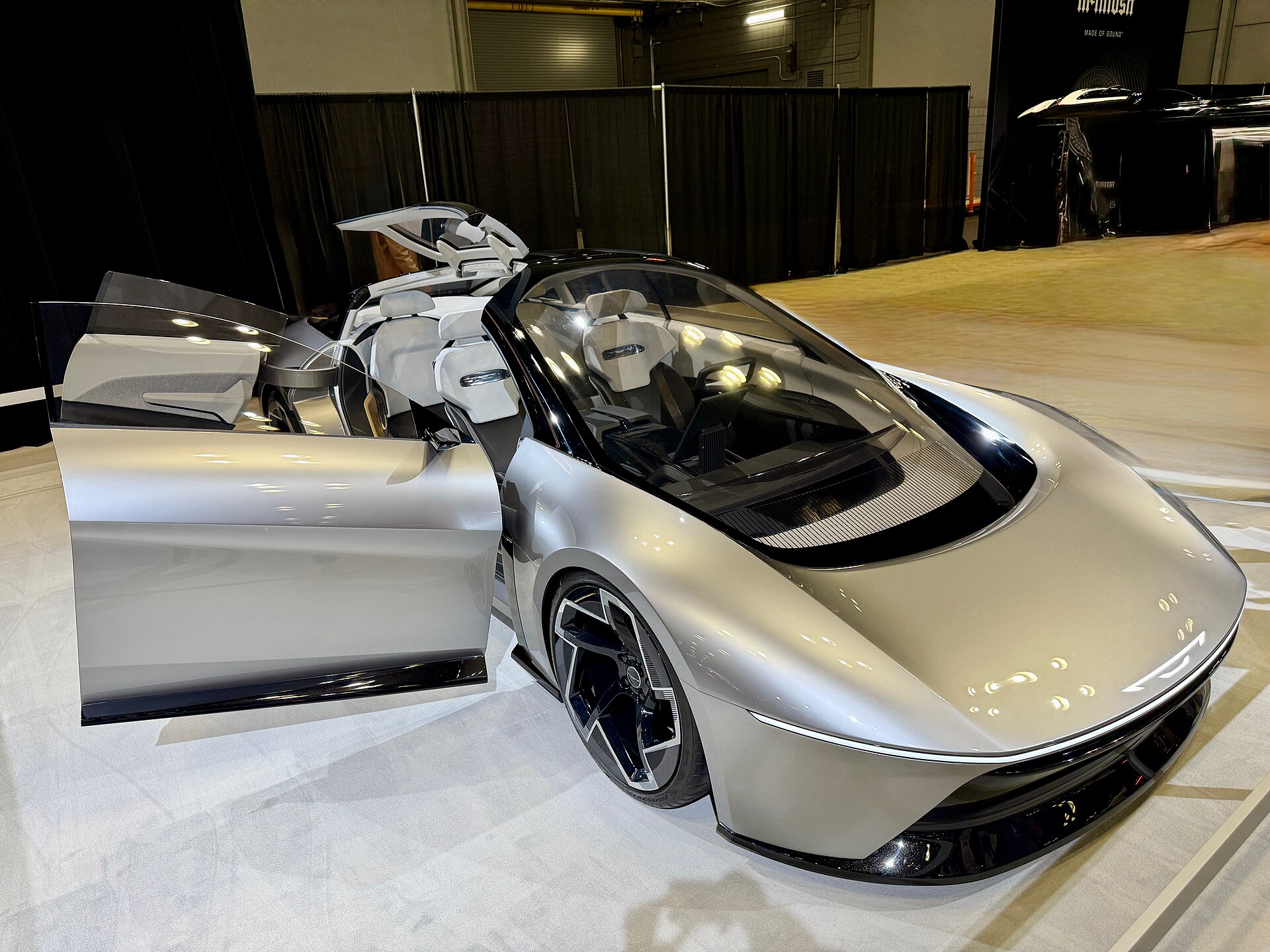 Chrysler Halcyon Concept