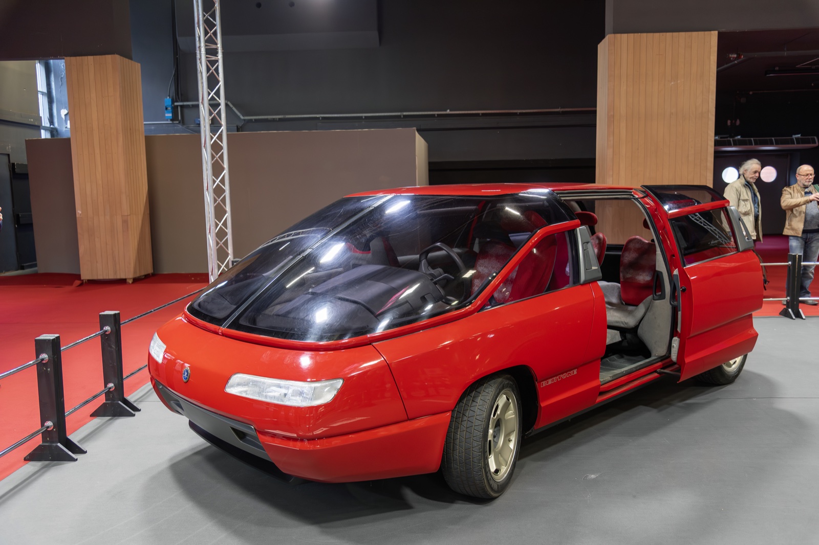 Bertone Lamborghini Genesis minivan concept