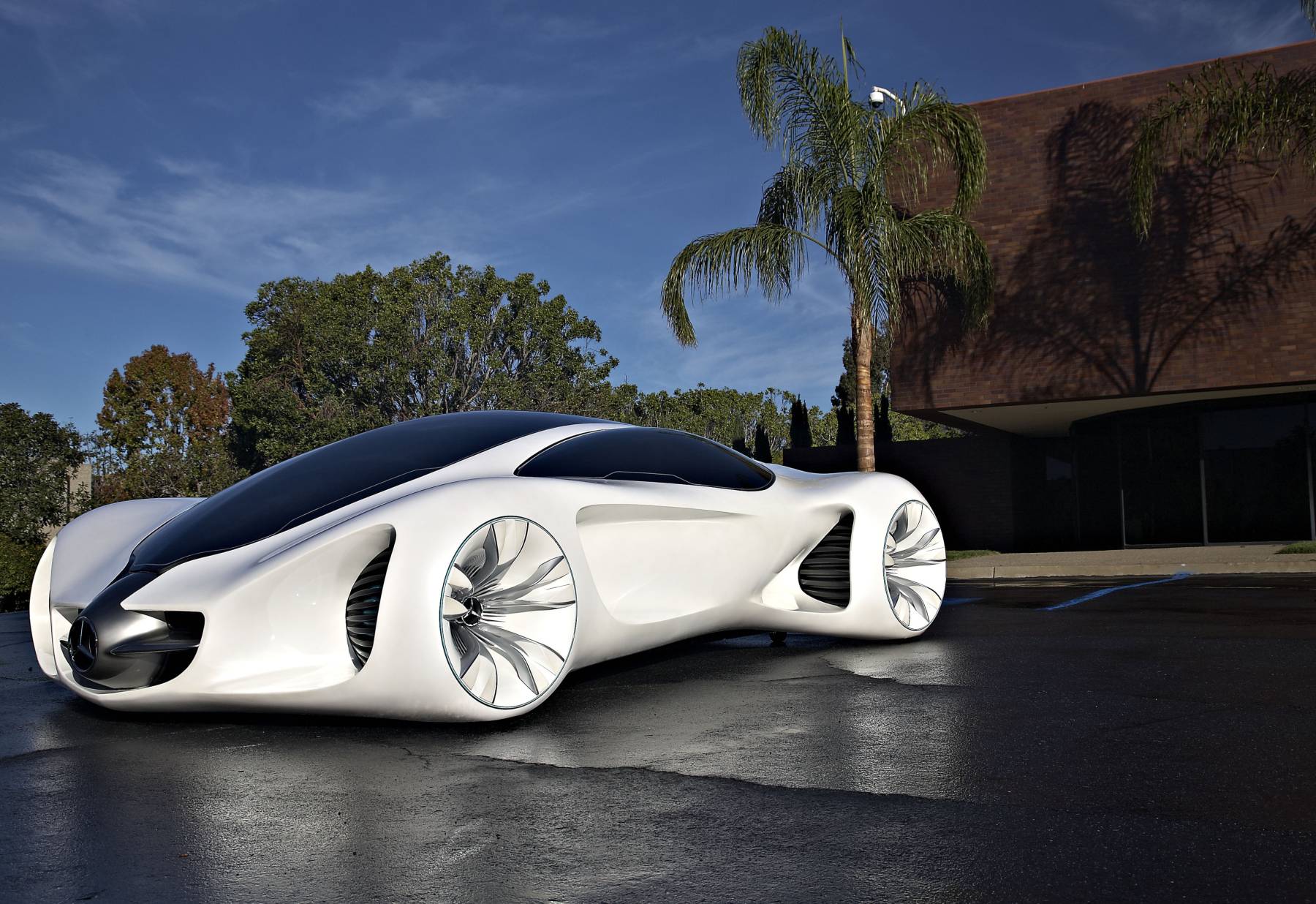 Mercedes-Benz Biome