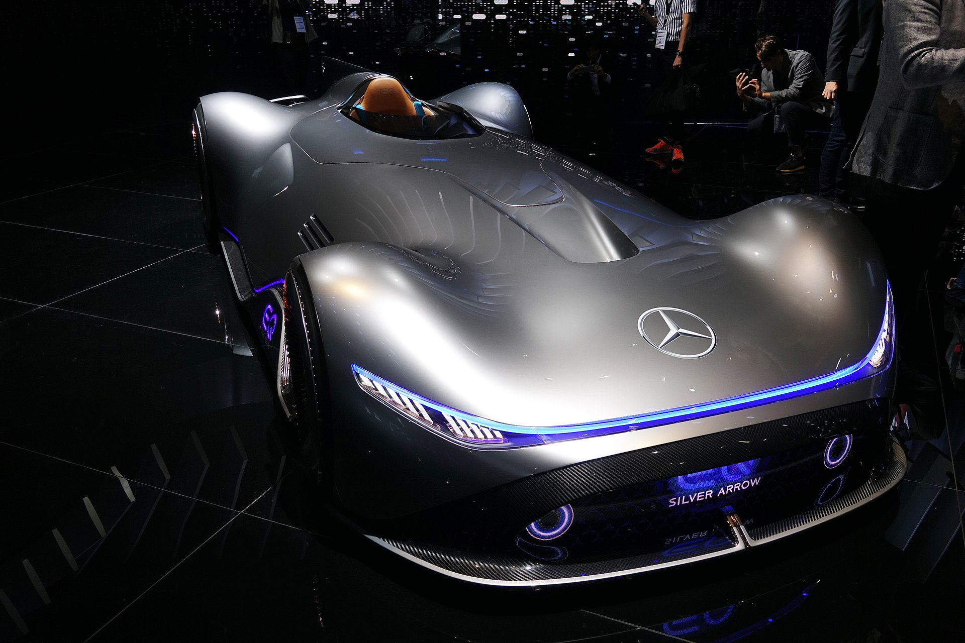 Mercedes-Benz Vision EQ Silver Arrow
