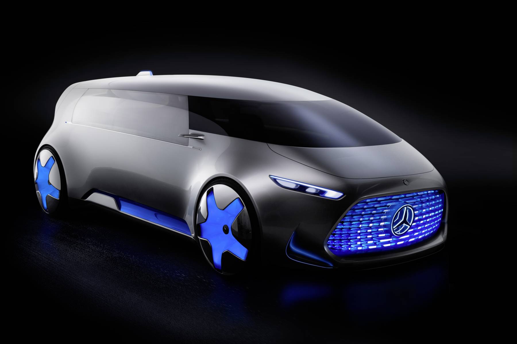 Mercedes-Benz Vision Tokyo (2015)