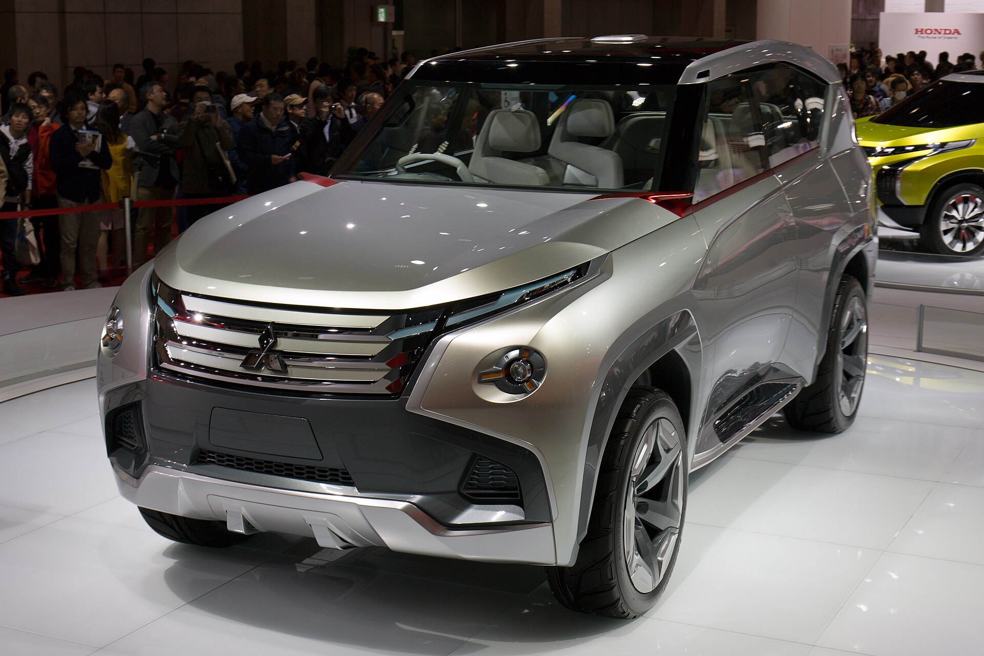 Mitsubishi Concept GC-PHEV