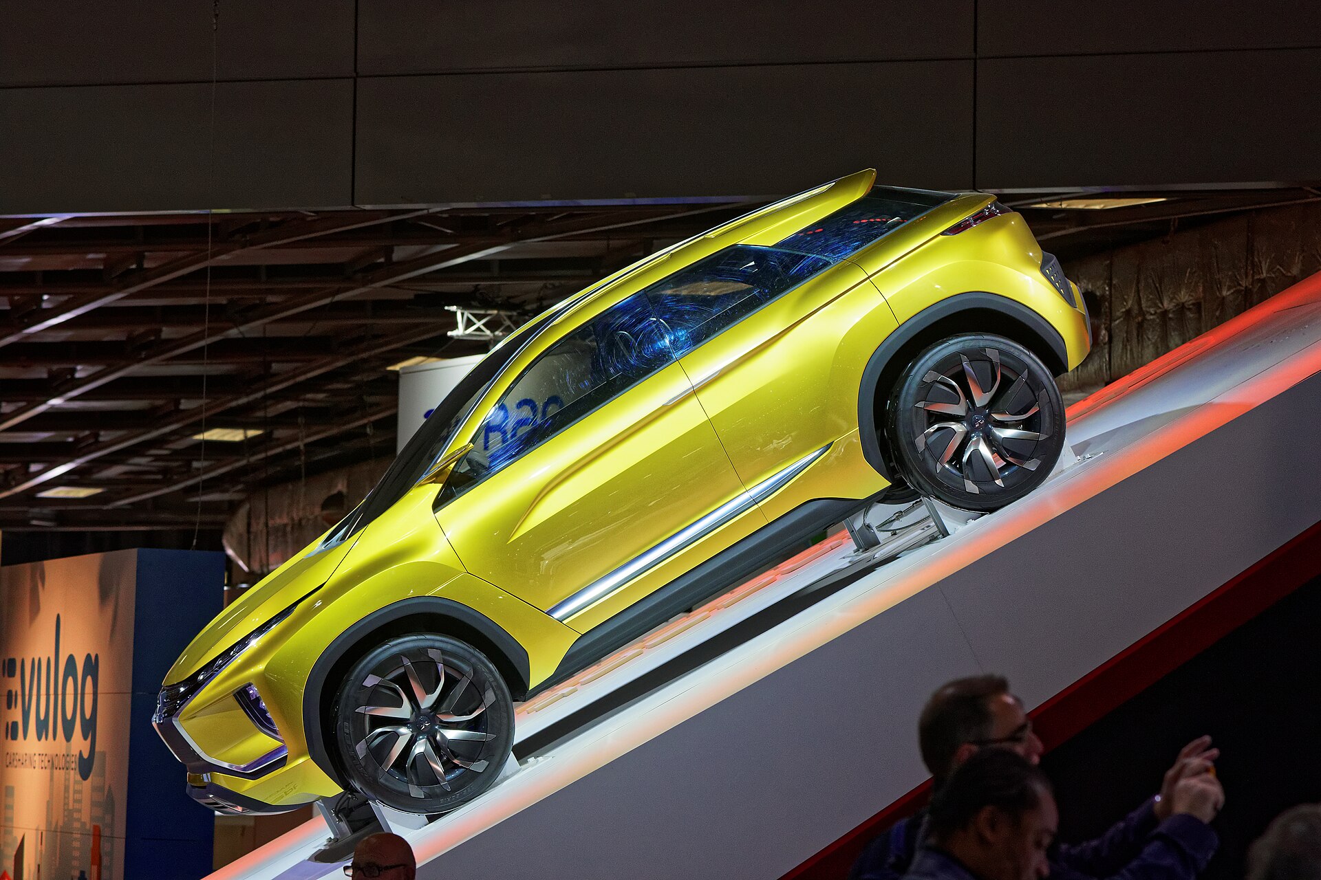 Mitsubishi eX Concept