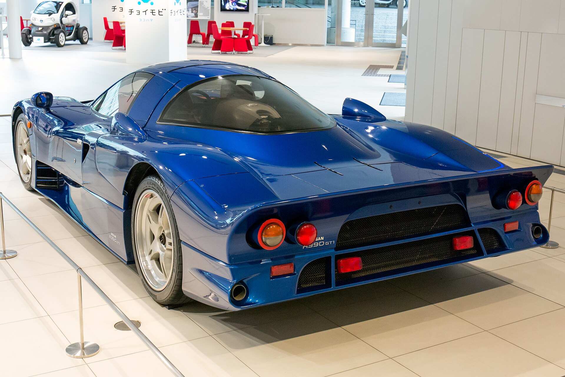 Nissan R390 GT1 (road version)