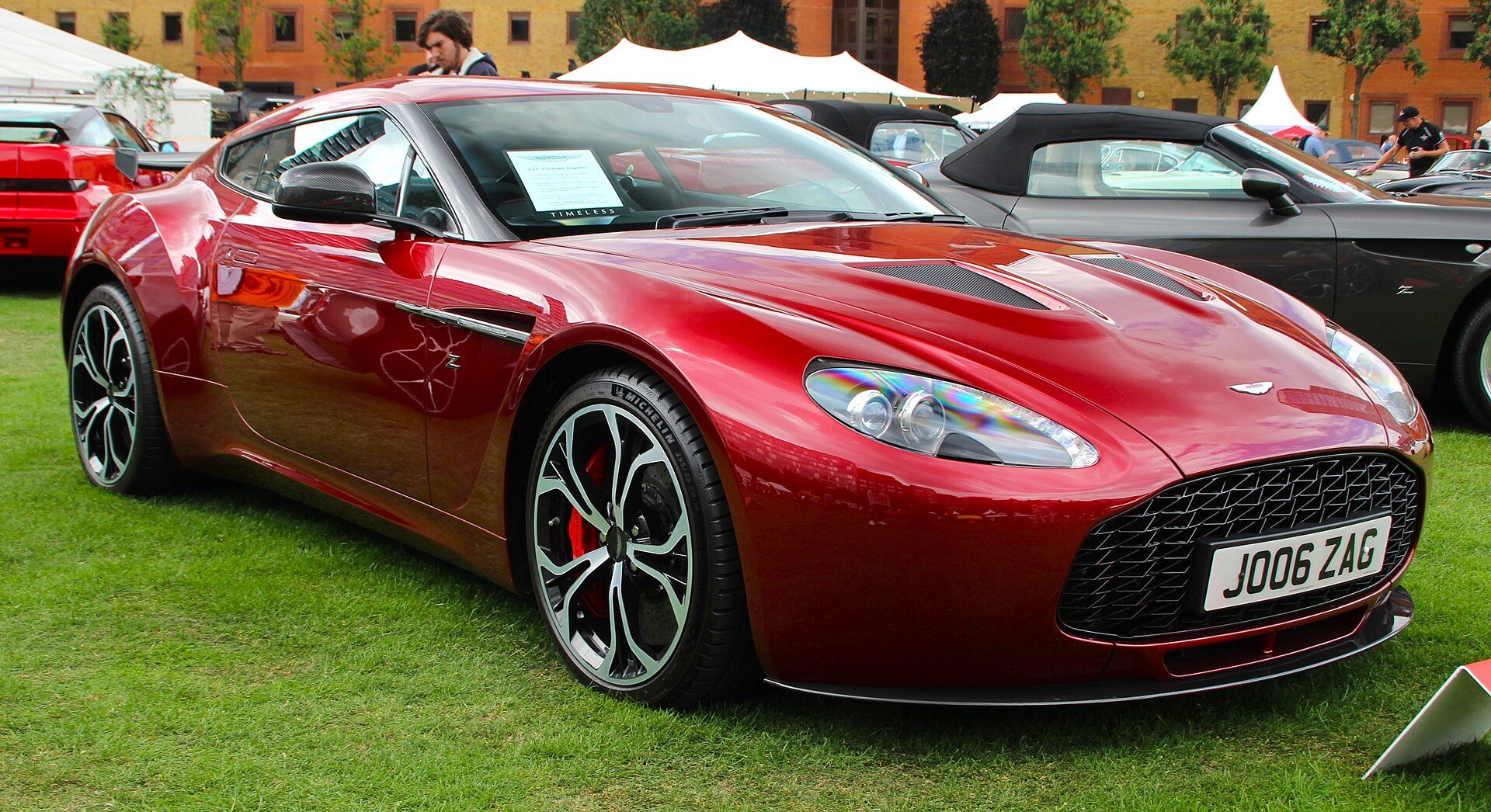 V12 Vantage Zagato: Aston Martin x Zagato, 2011, photo 3