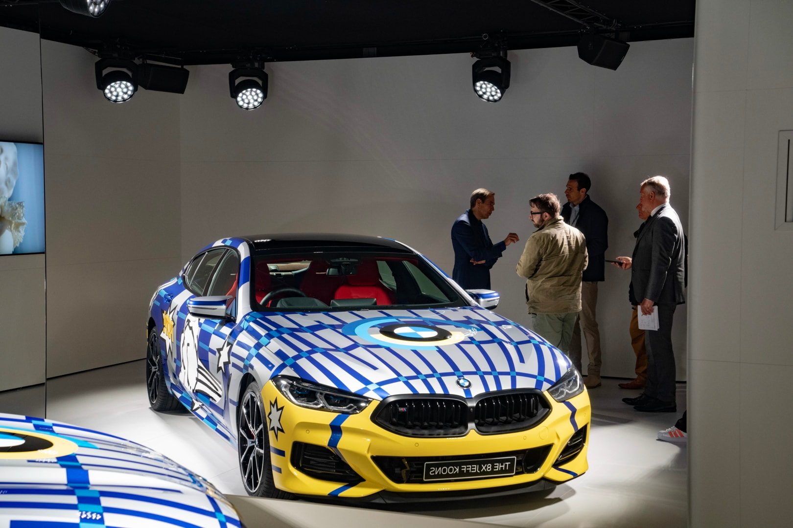 BMW THE 8 X JEFF KOONS (M850i xDrive Gran Coupé)