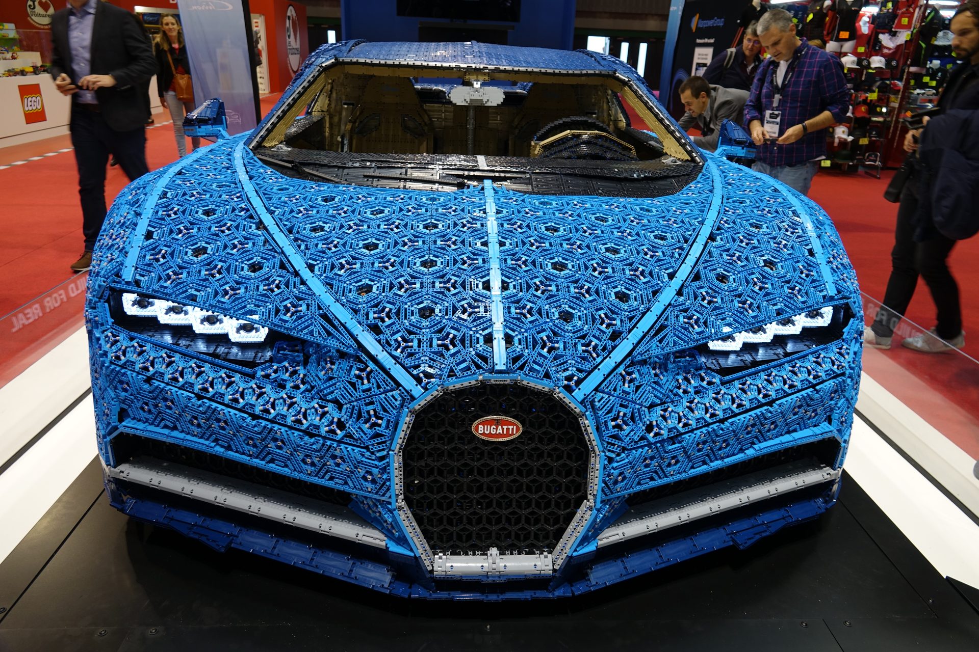 Life-Size LEGO Technic Chiron: Bugatti x LEGO Technic, 2018, photo 4