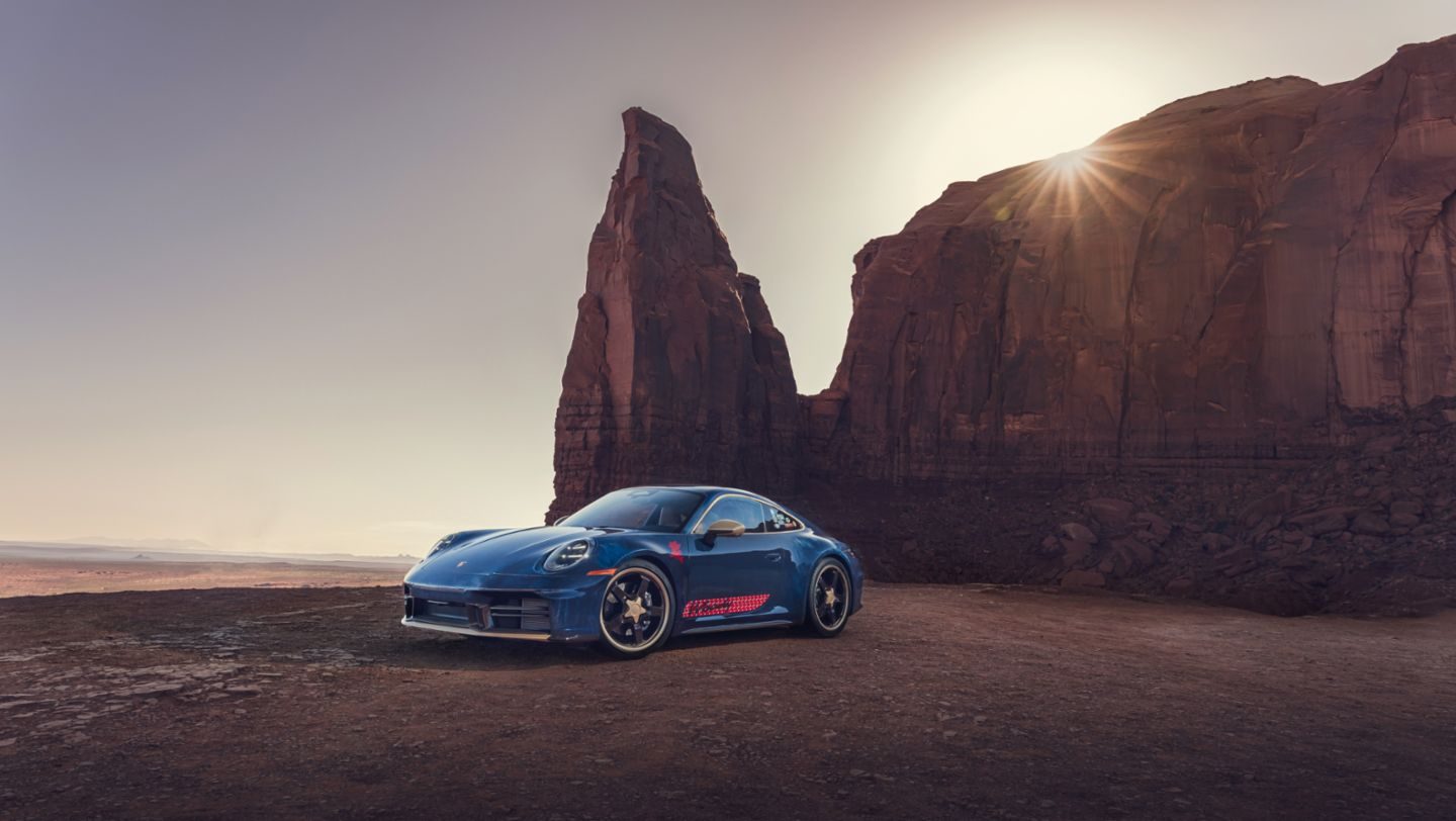Porsche 911 Carrera T "Woody" Toy Story 5 one-off