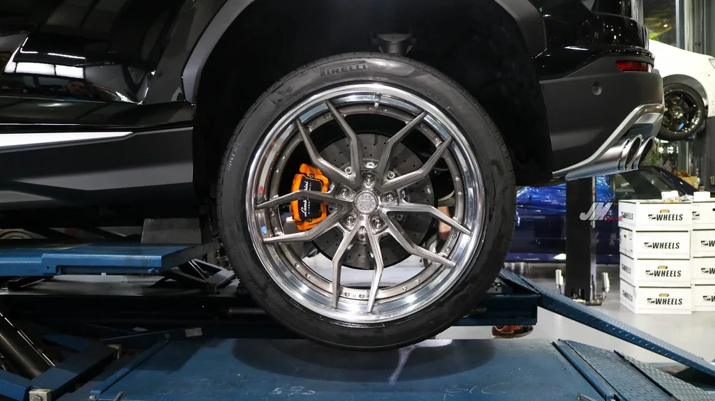 Anrky 22″ AN31 SeriesTHREE on Lamborghini Urus (2018), photo 4