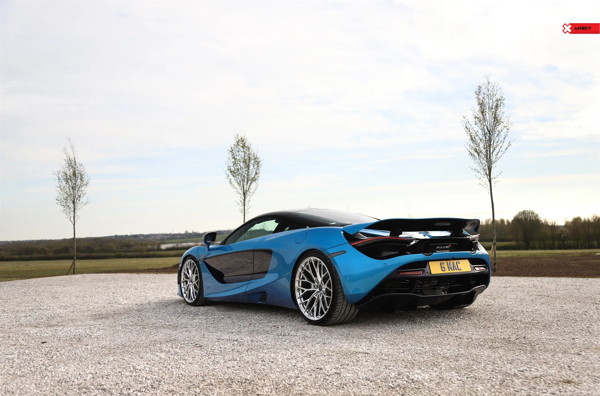 Anrky AN10 SeriesONE on McLaren 720S