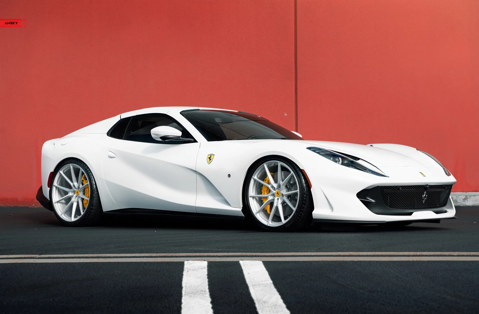 Anrky AN12 SeriesONE on Ferrari 812 F152M