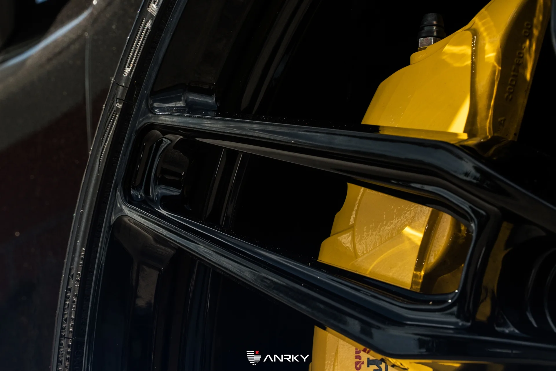 Anrky AN17 SeriesONE Monoblock on Ferrari SF90 F173, photo 4