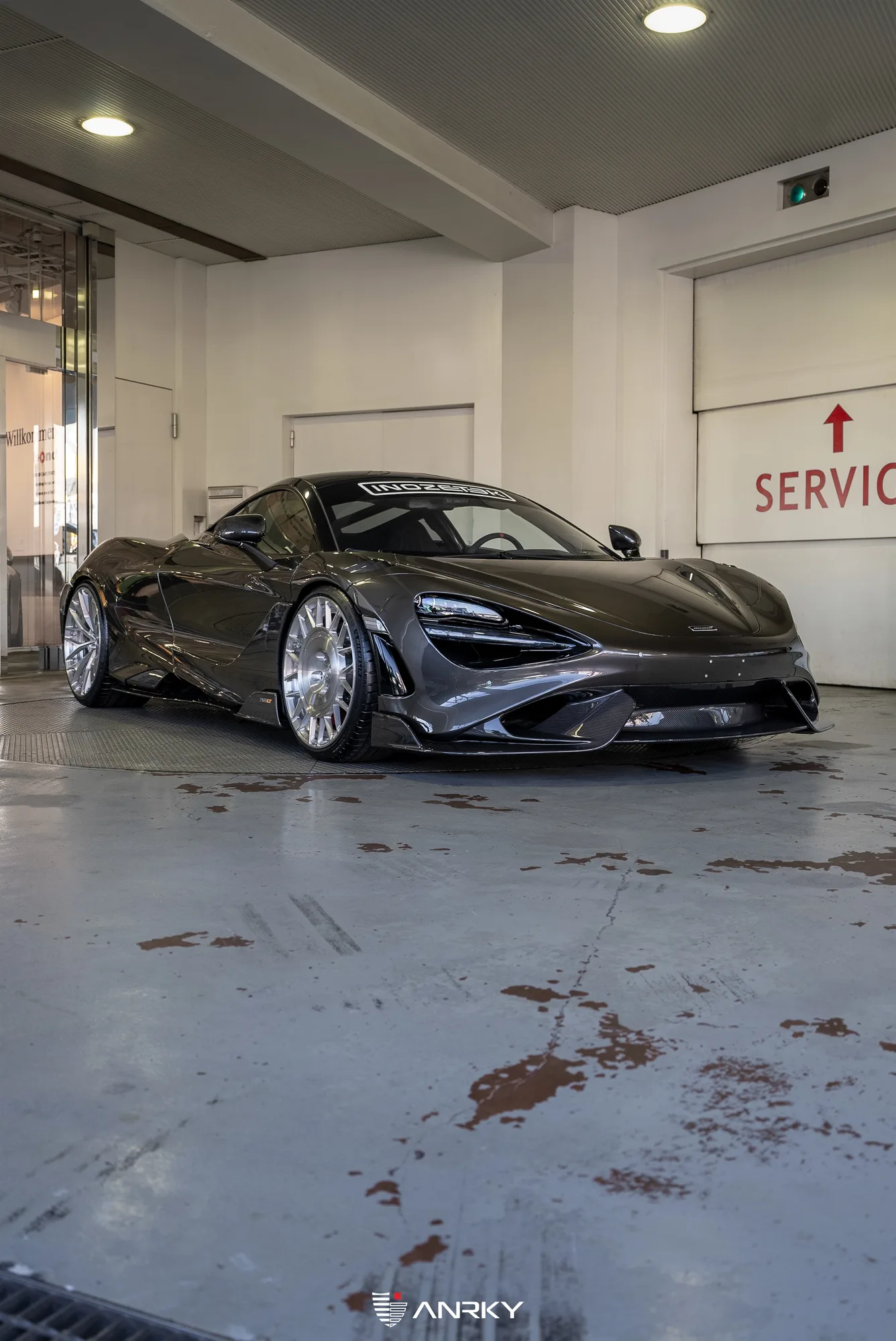 Anrky AN20 SeriesTWO + AeroSport on McLaren 765LT
