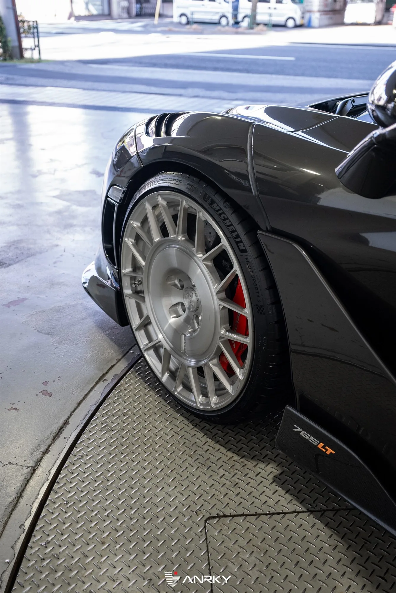 Anrky AN20 SeriesTWO + AeroSport on McLaren 765LT, photo 2
