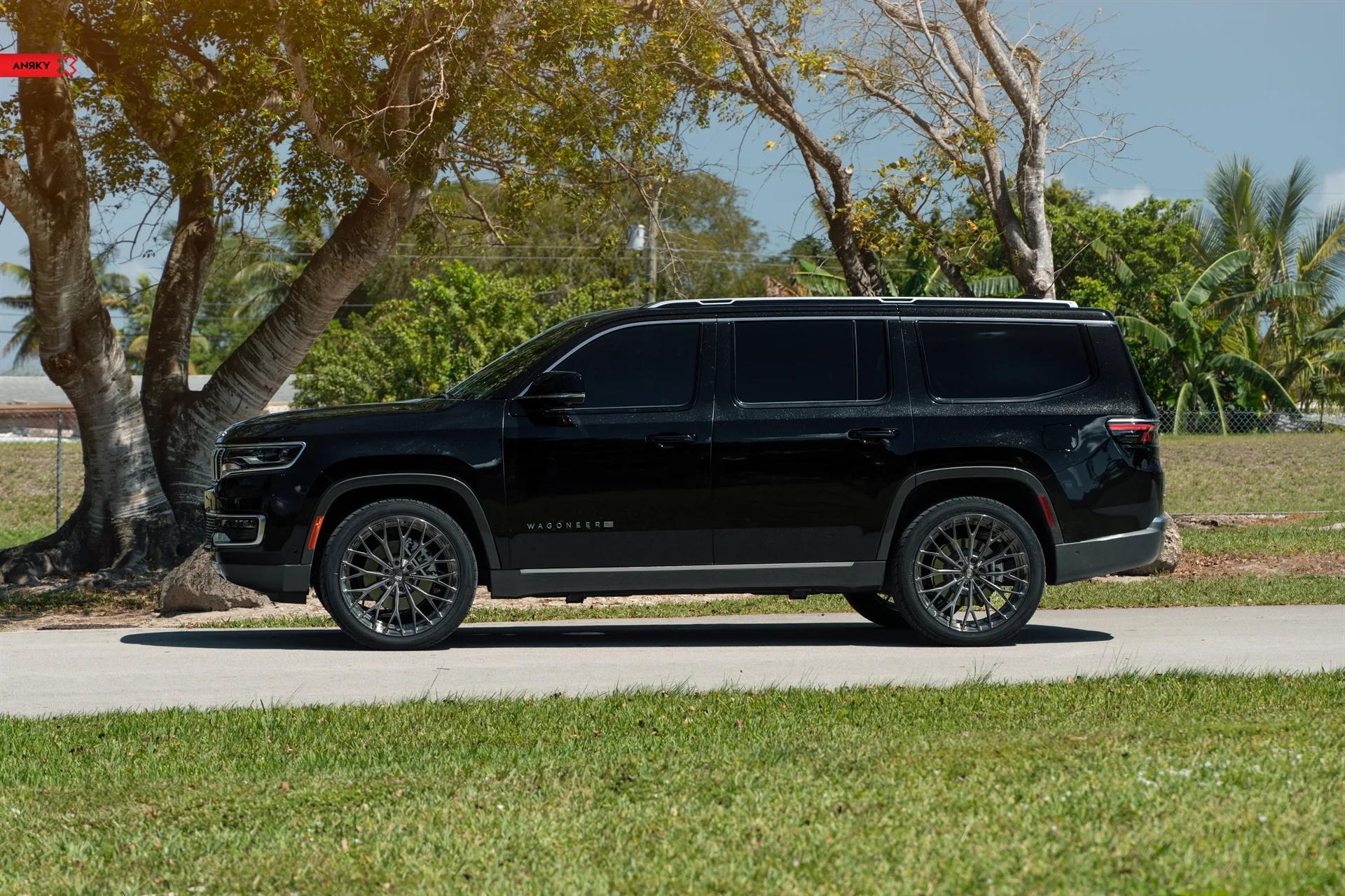 Anrky AN20 SeriesTWO on Jeep Wagoneer WS (2022-), photo 2
