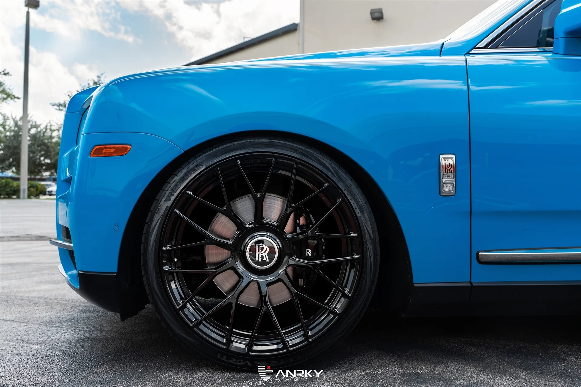 Anrky AN20 SeriesTWO on Rolls-Royce Cullinan.1, photo 2