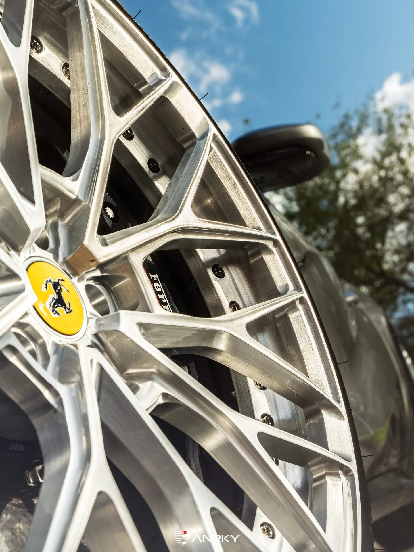 Anrky AN20 SeriesTWO on Ferrari 812 F152M, photo 11