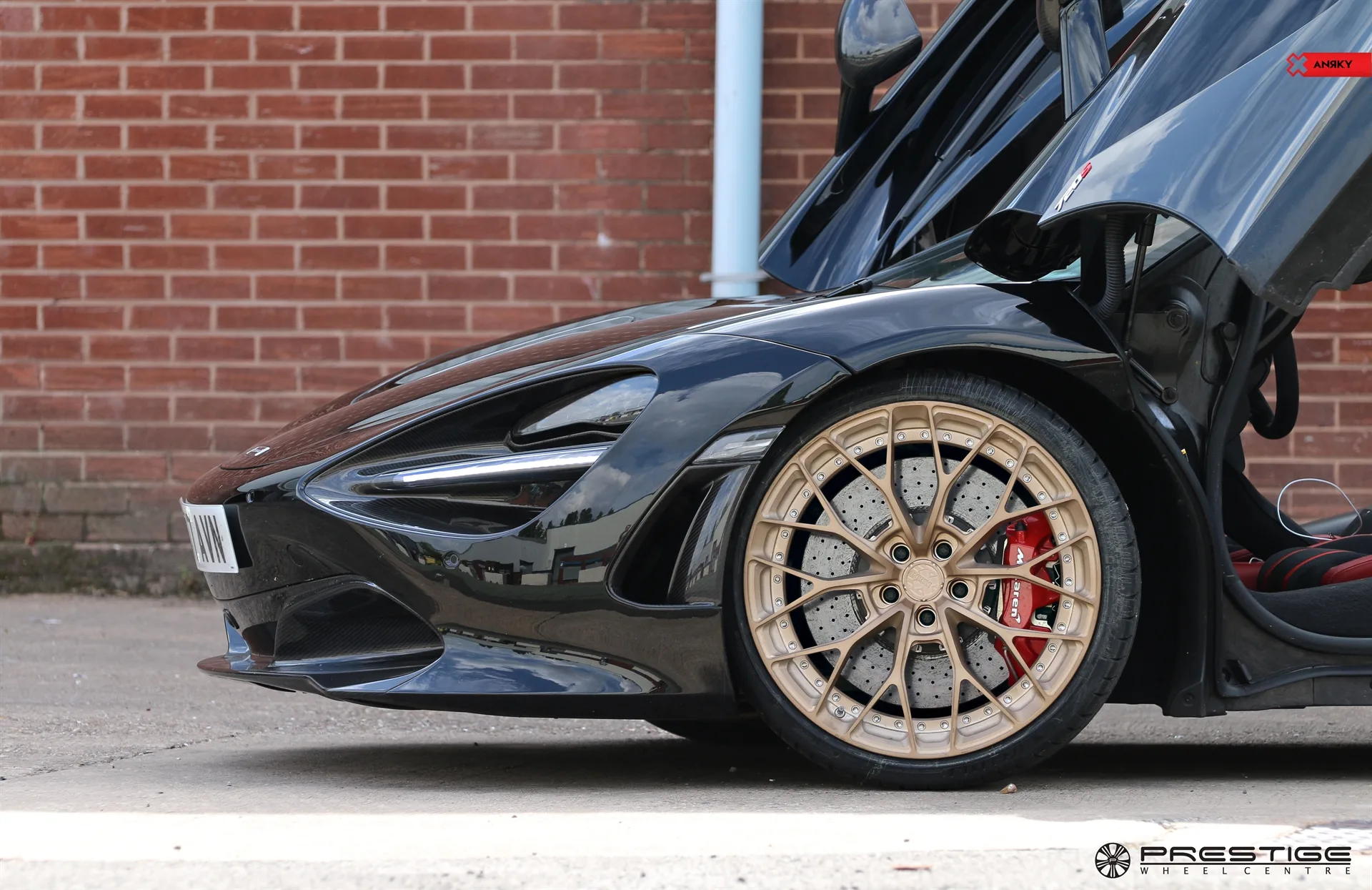Anrky AN20 on McLaren 720S, photo 9