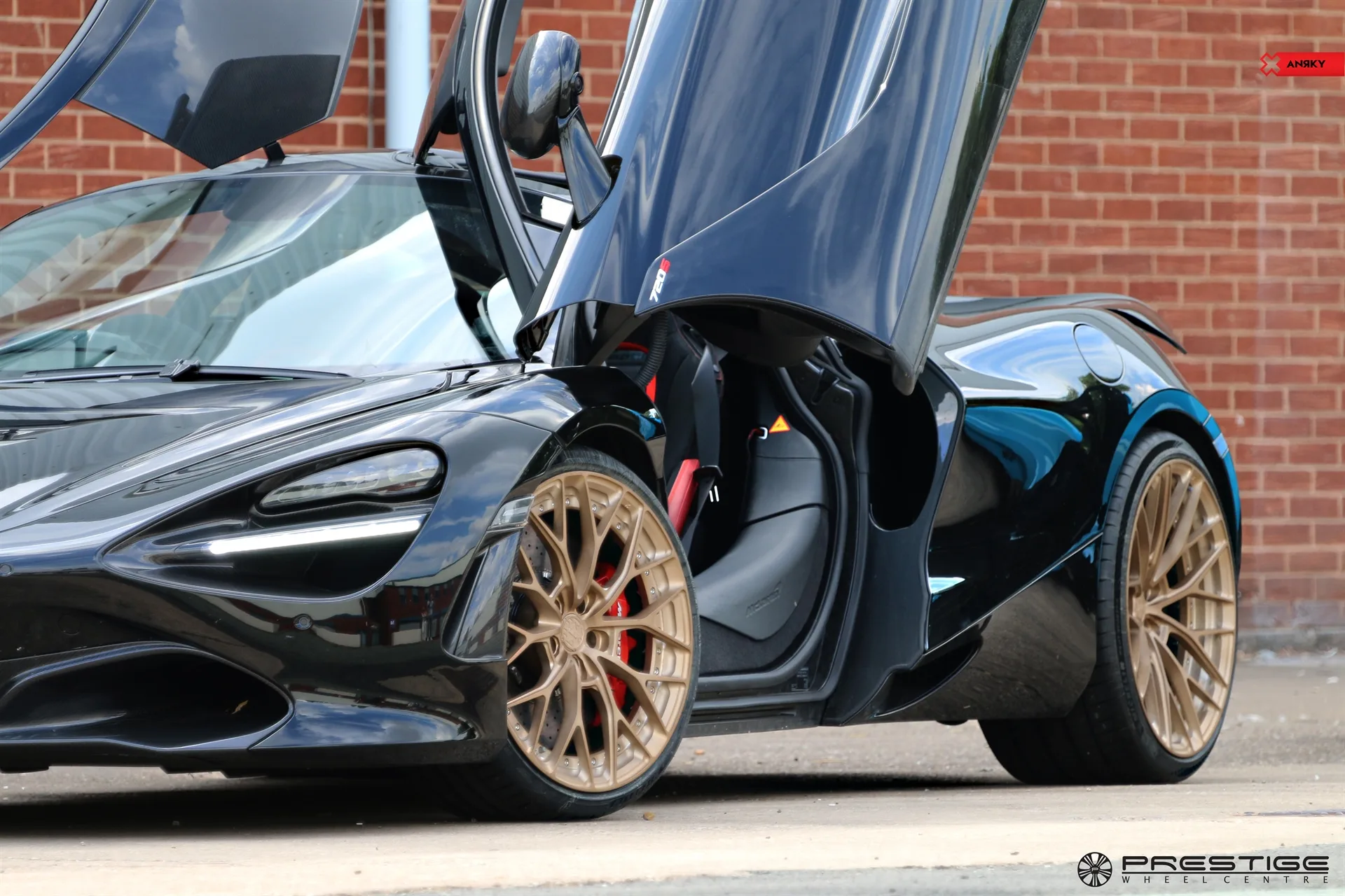 Anrky AN20 on McLaren 720S, photo 7
