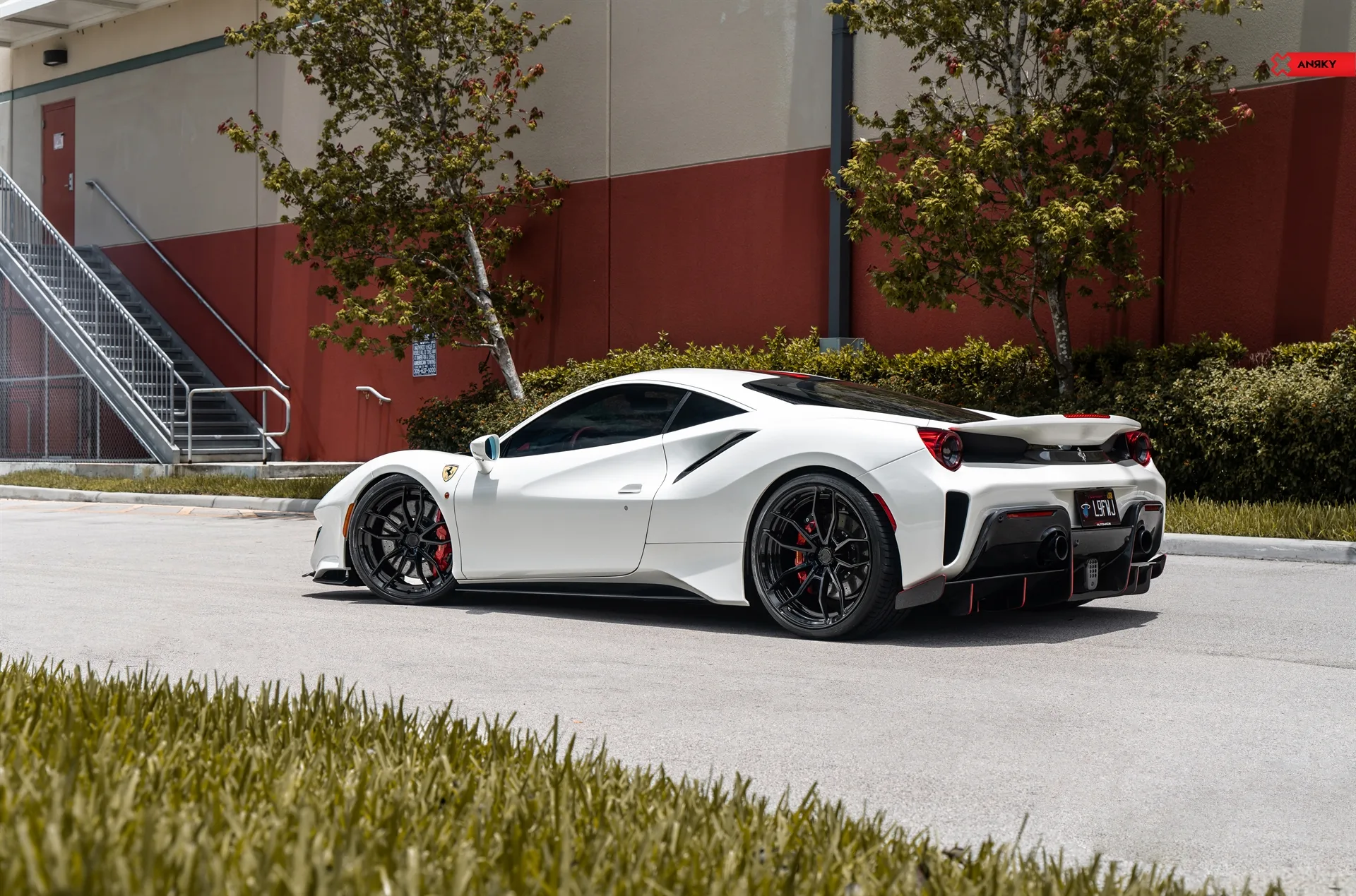 Anrky AN21 SeriesTWO on Ferrari 488, photo 2