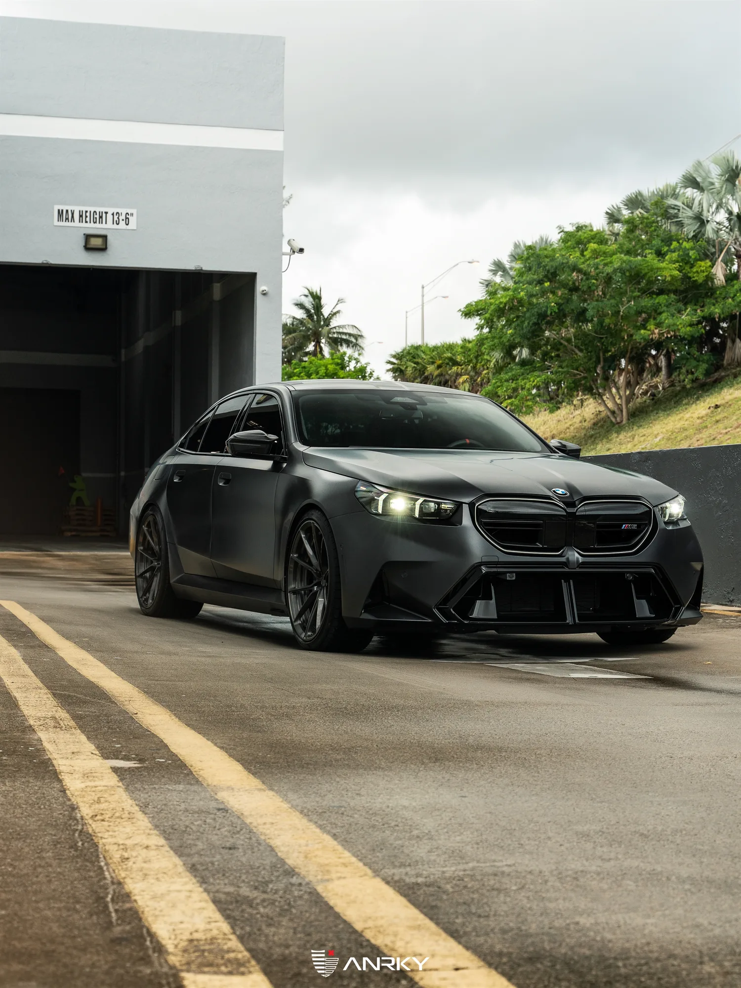 Anrky AN22 SeriesTWO on BMW M5 G90, photo 3