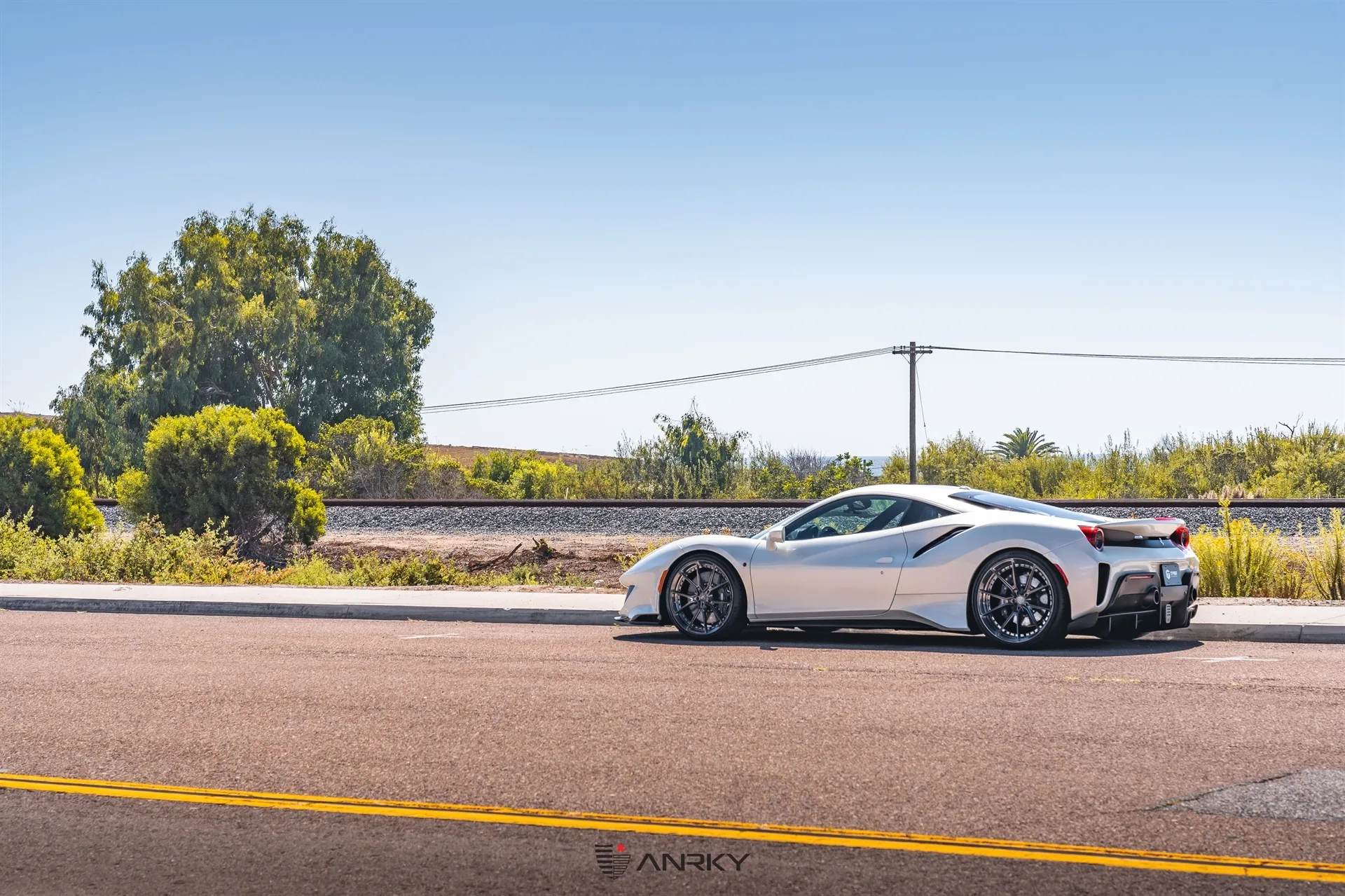 Anrky AN22 SeriesTWO on Ferrari 488, photo 4