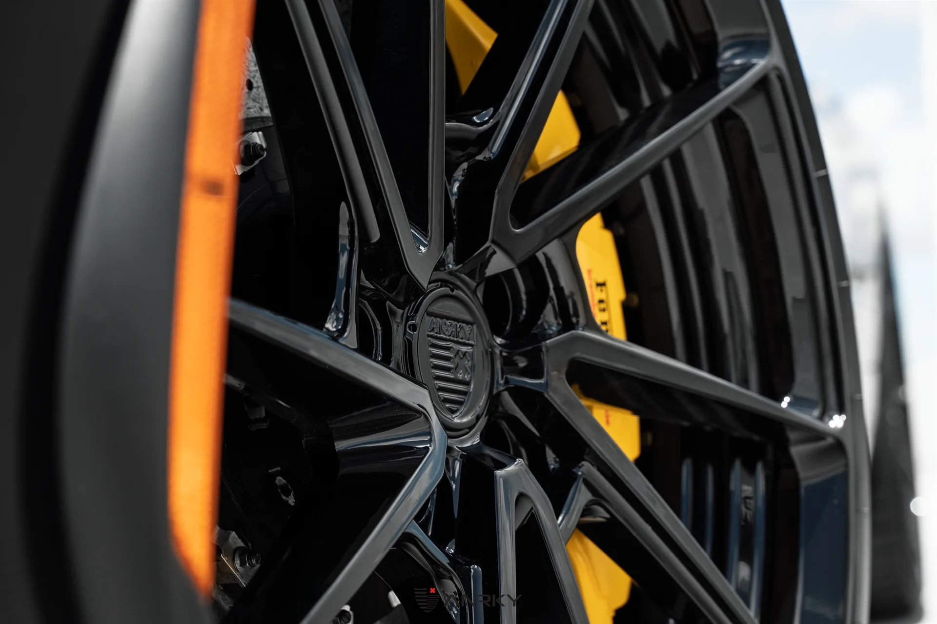Anrky AN23 SeriesTWO on Ferrari SF90 F173, photo 6