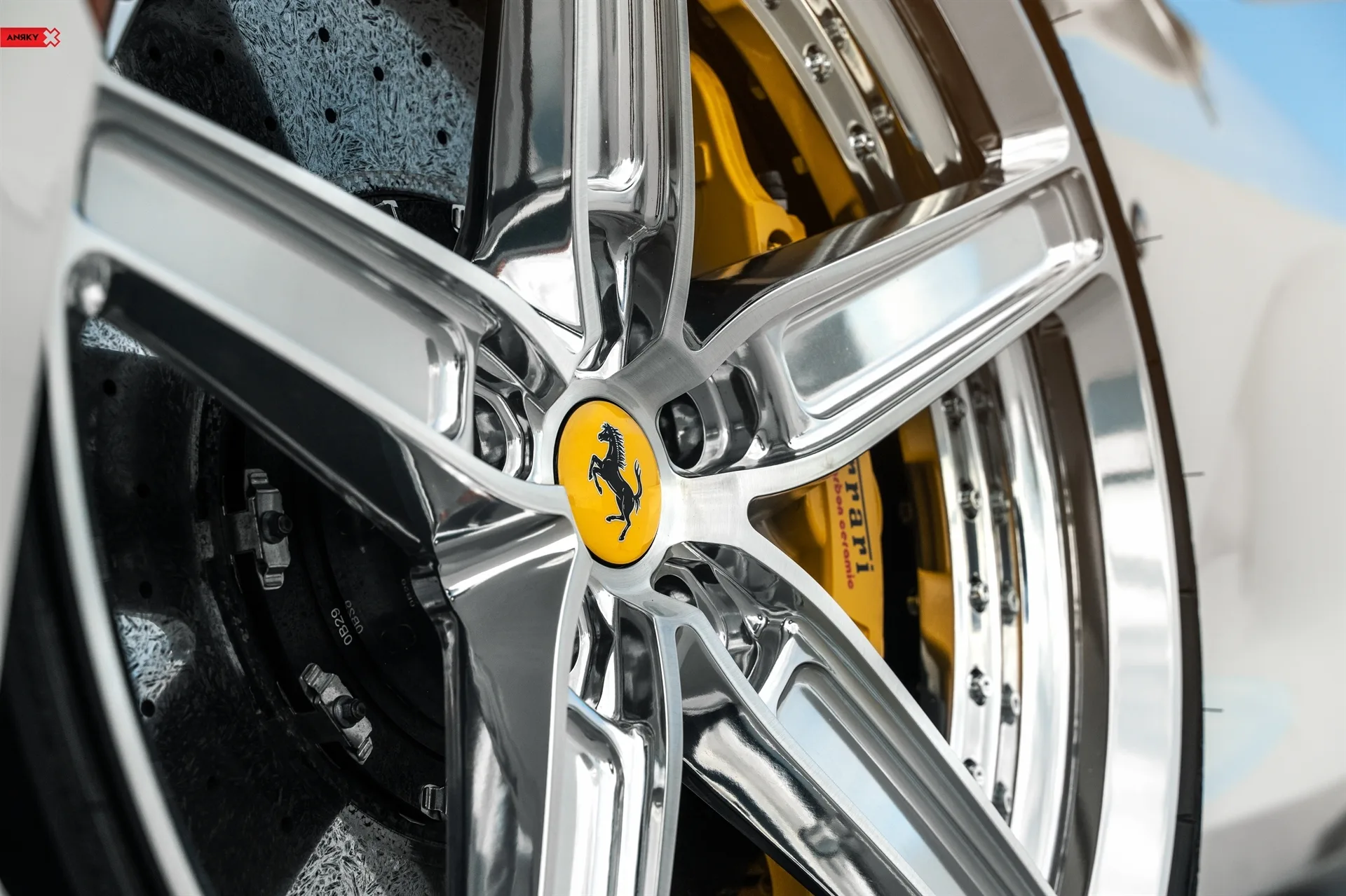 Anrky AN25 SeriesTWO on Ferrari 812 F152M, photo 6