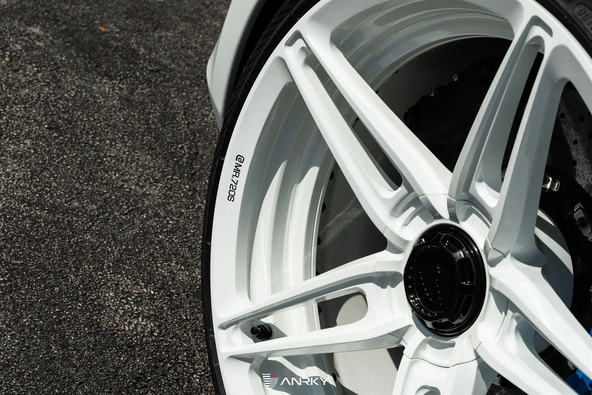 Anrky AN27 SeriesTWO on McLaren 720S, photo 11