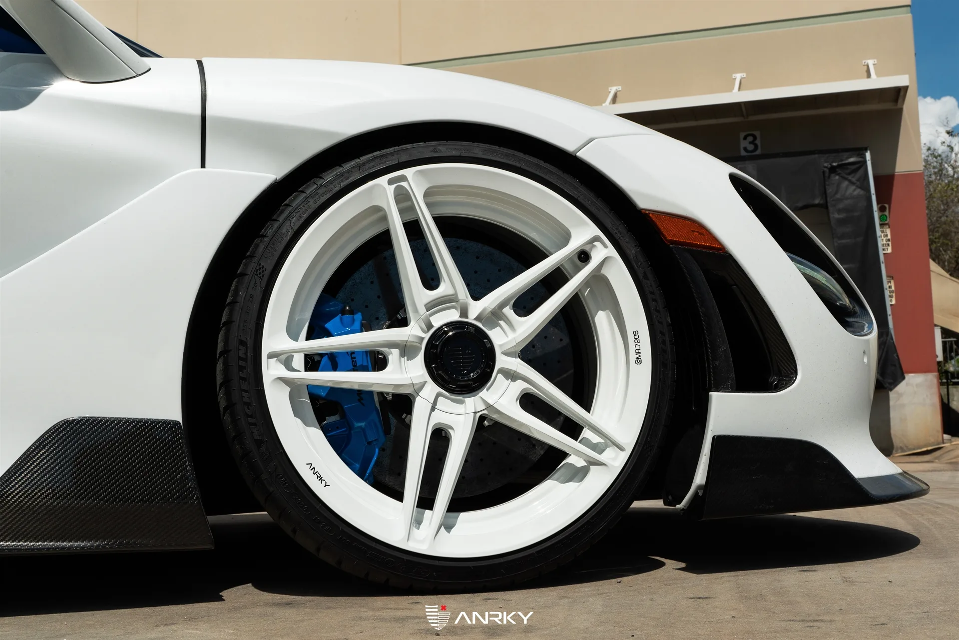 Anrky AN27 SeriesTWO on McLaren 720S, photo 10