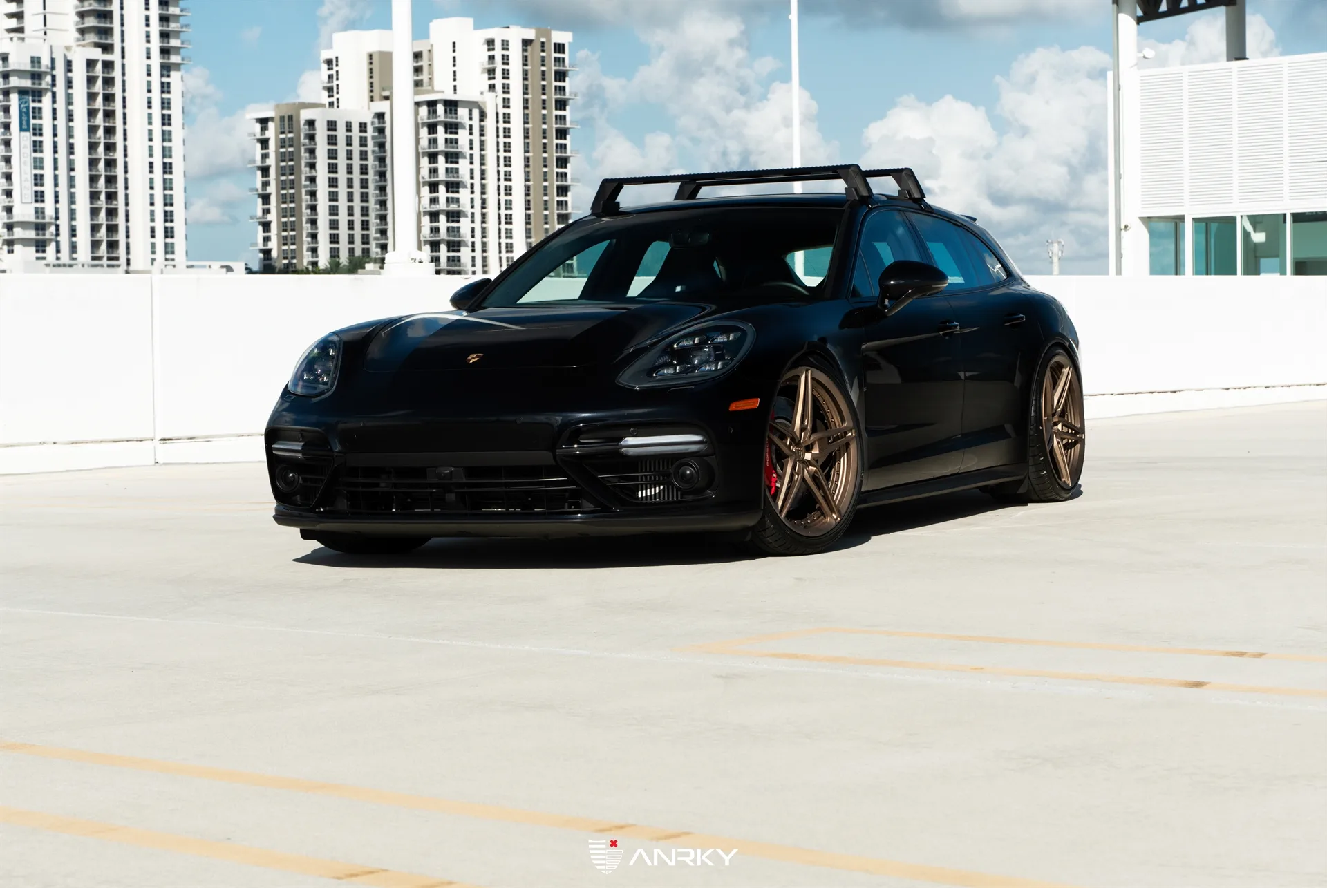 Anrky AN27 SeriesTWO on Porsche Panamera 971.1