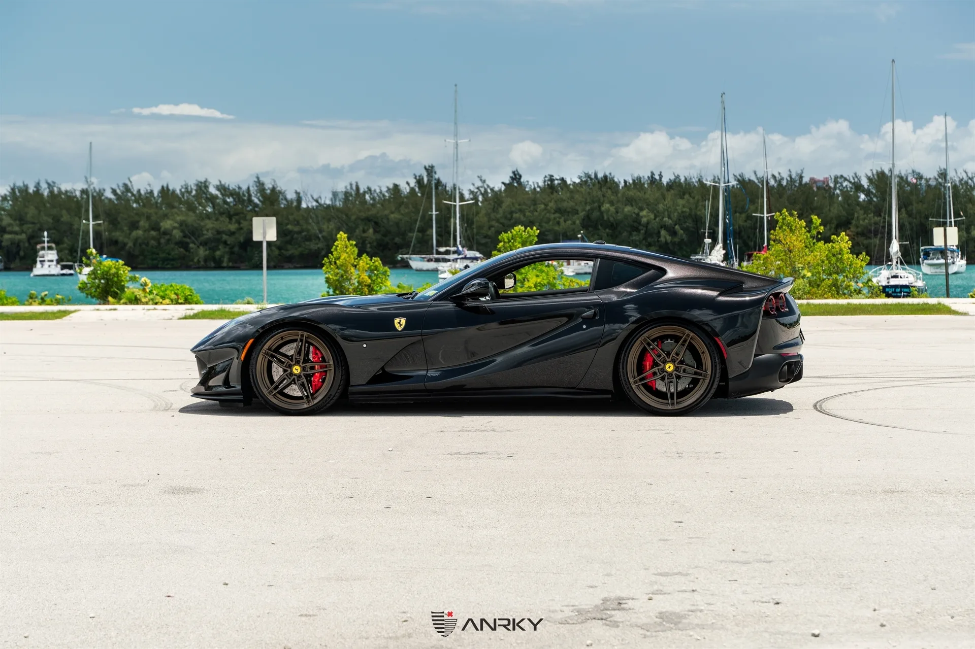Anrky AN27 SeriesTWO on Ferrari 812 F152M, photo 10