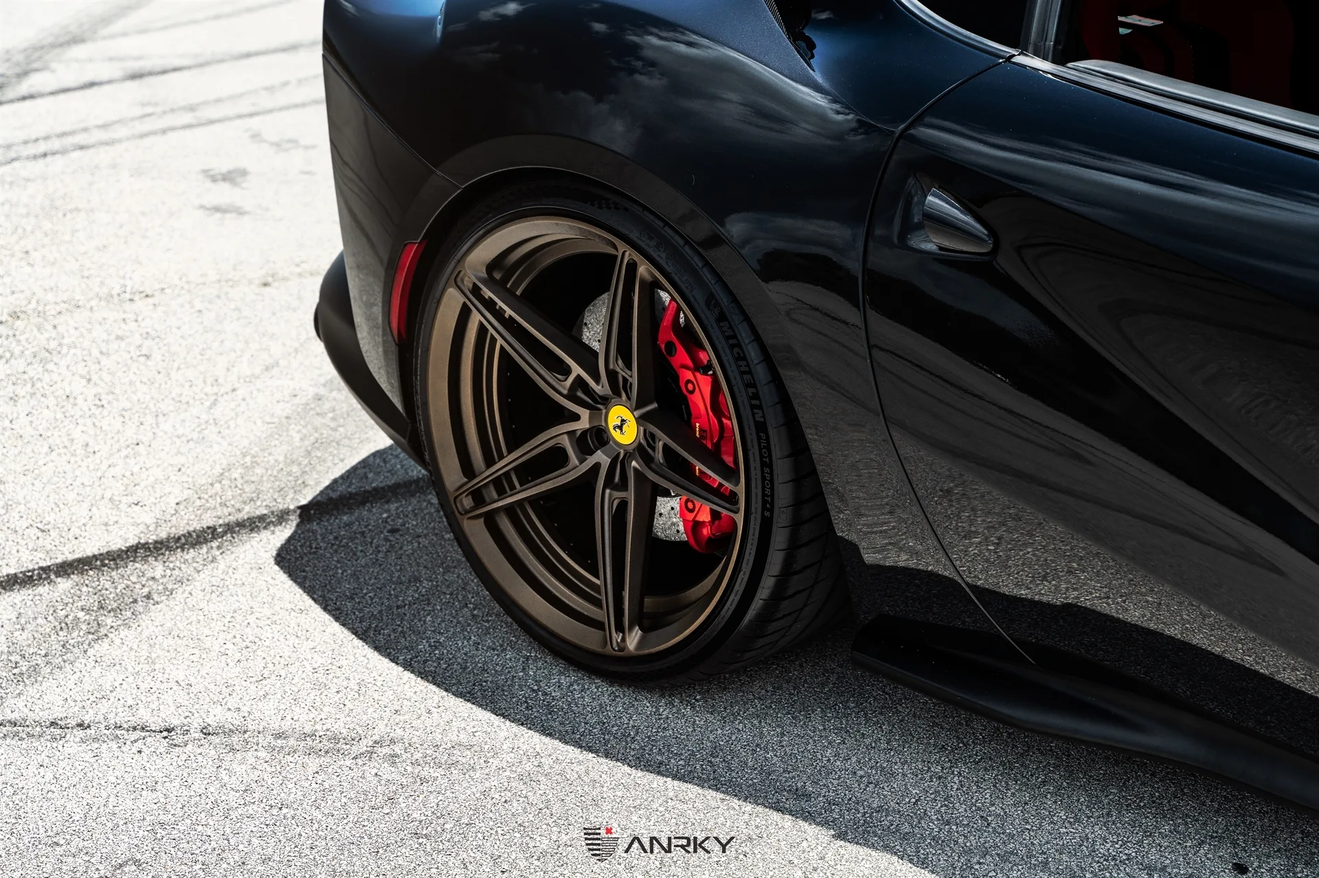 Anrky AN27 SeriesTWO on Ferrari 812 F152M, photo 3