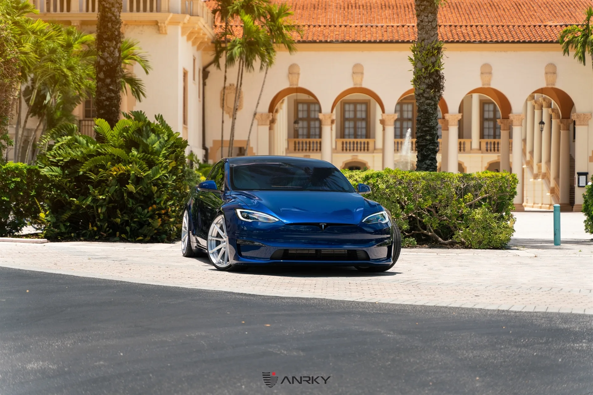 Anrky AN28 SeriesTWO on Tesla Model S Original (2012-2016), photo 3