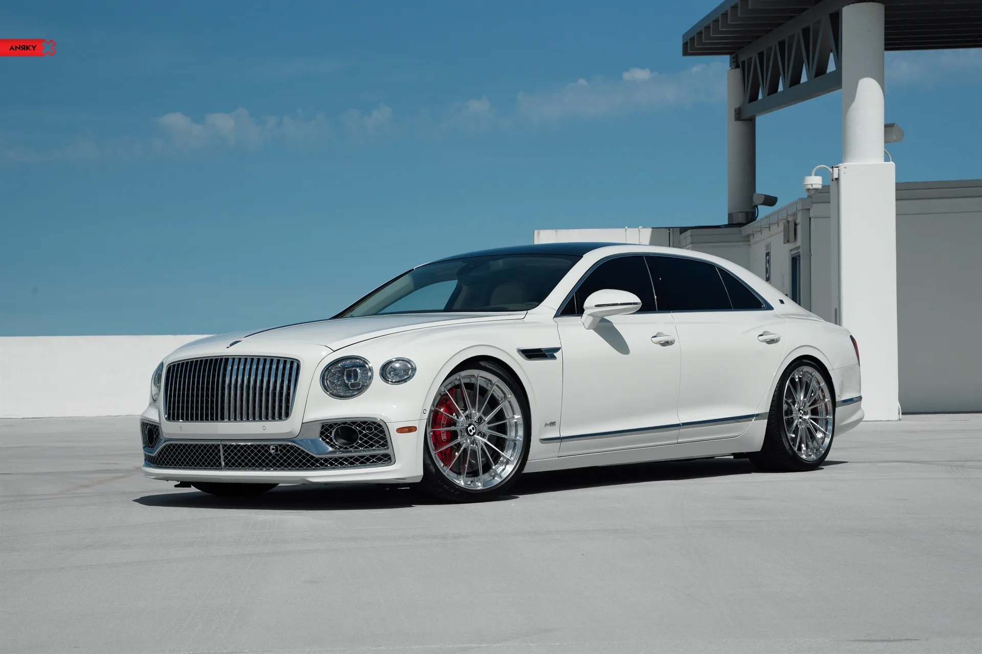 Anrky AN29 SeriesTWO on Bentley Flying Spur 2nd gen.1