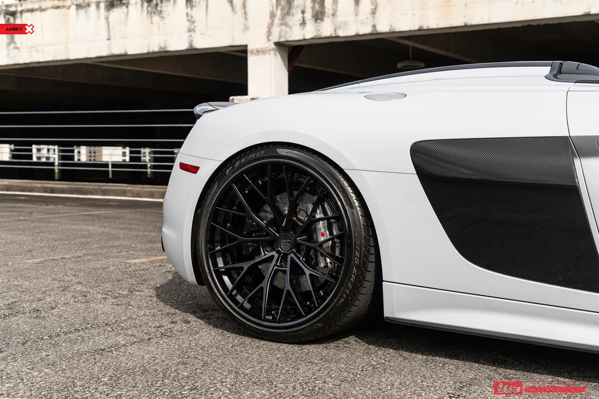 Anrky AN30 SeriesTHREE on Audi R8 Type 4S.1, photo 2
