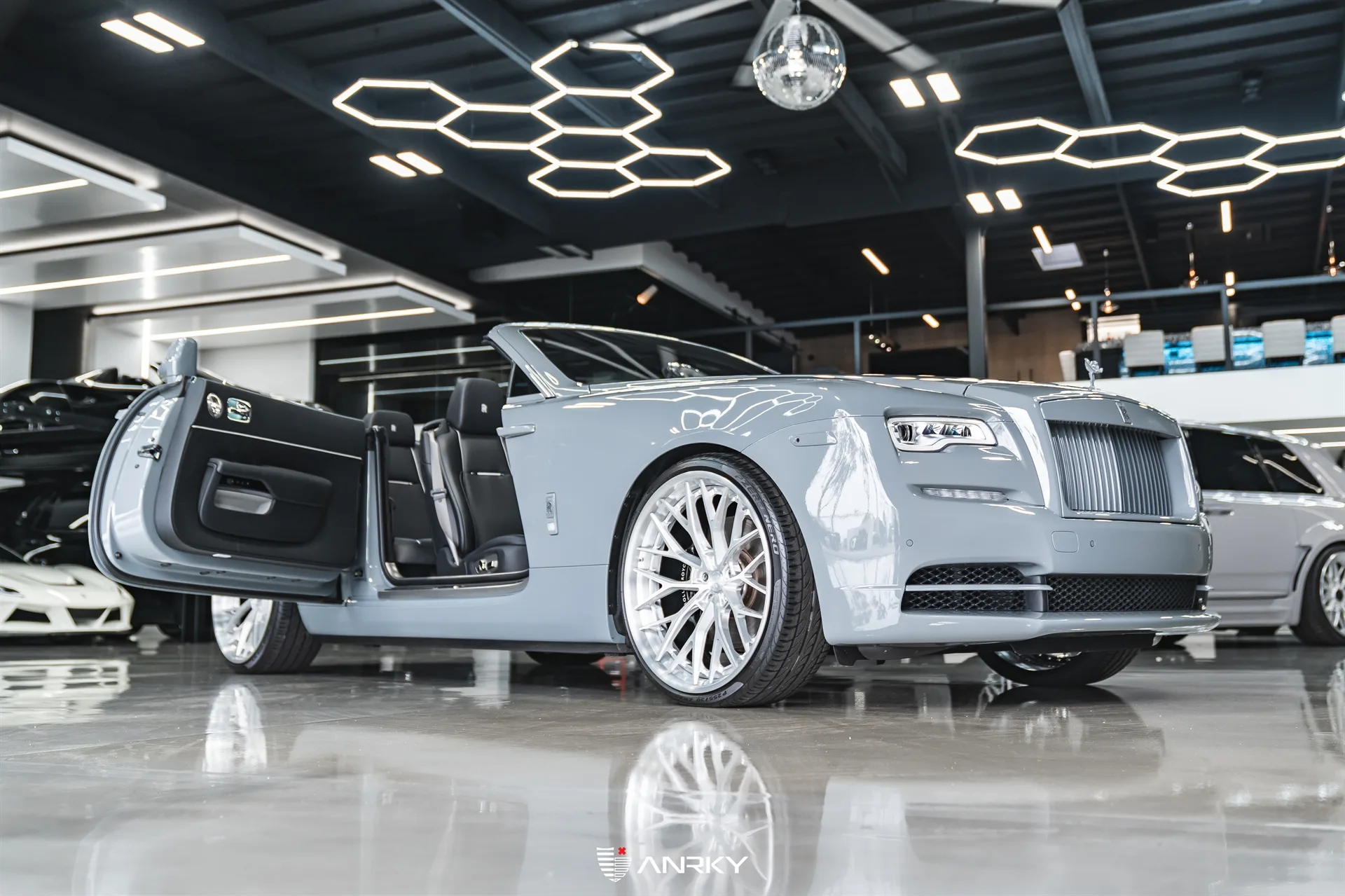 Anrky AN30 SeriesTHREE on Rolls-Royce Dawn, photo 4