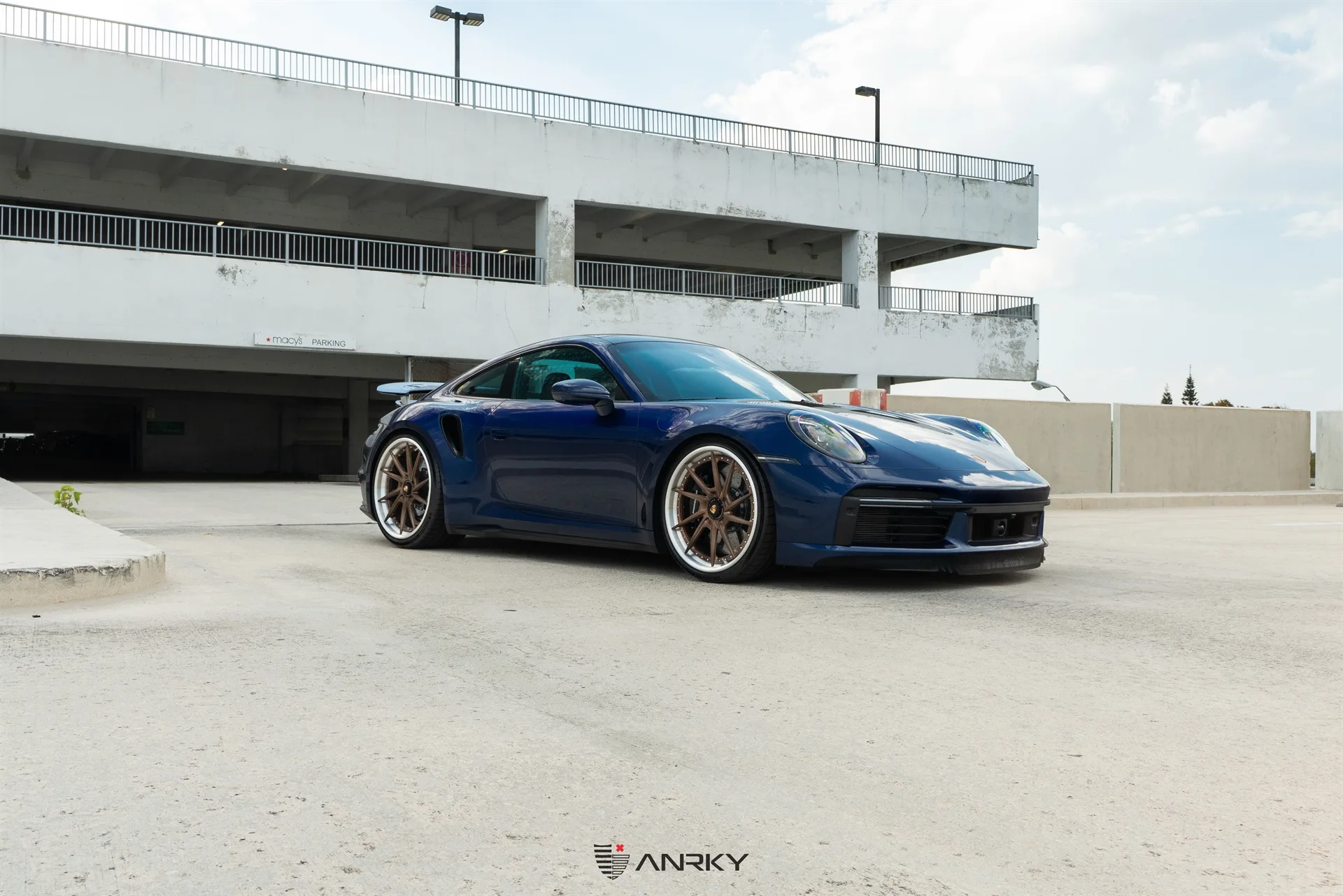 Anrky AN33 SeriesTHREE on Porsche 911 992.1, photo 2