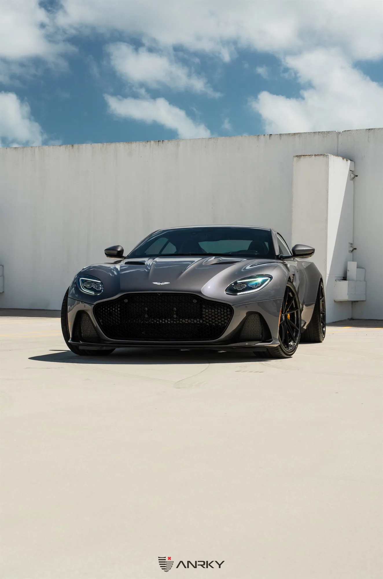 Anrky AN33 SeriesTHREE on Aston Martin DBS Superleggera, photo 5