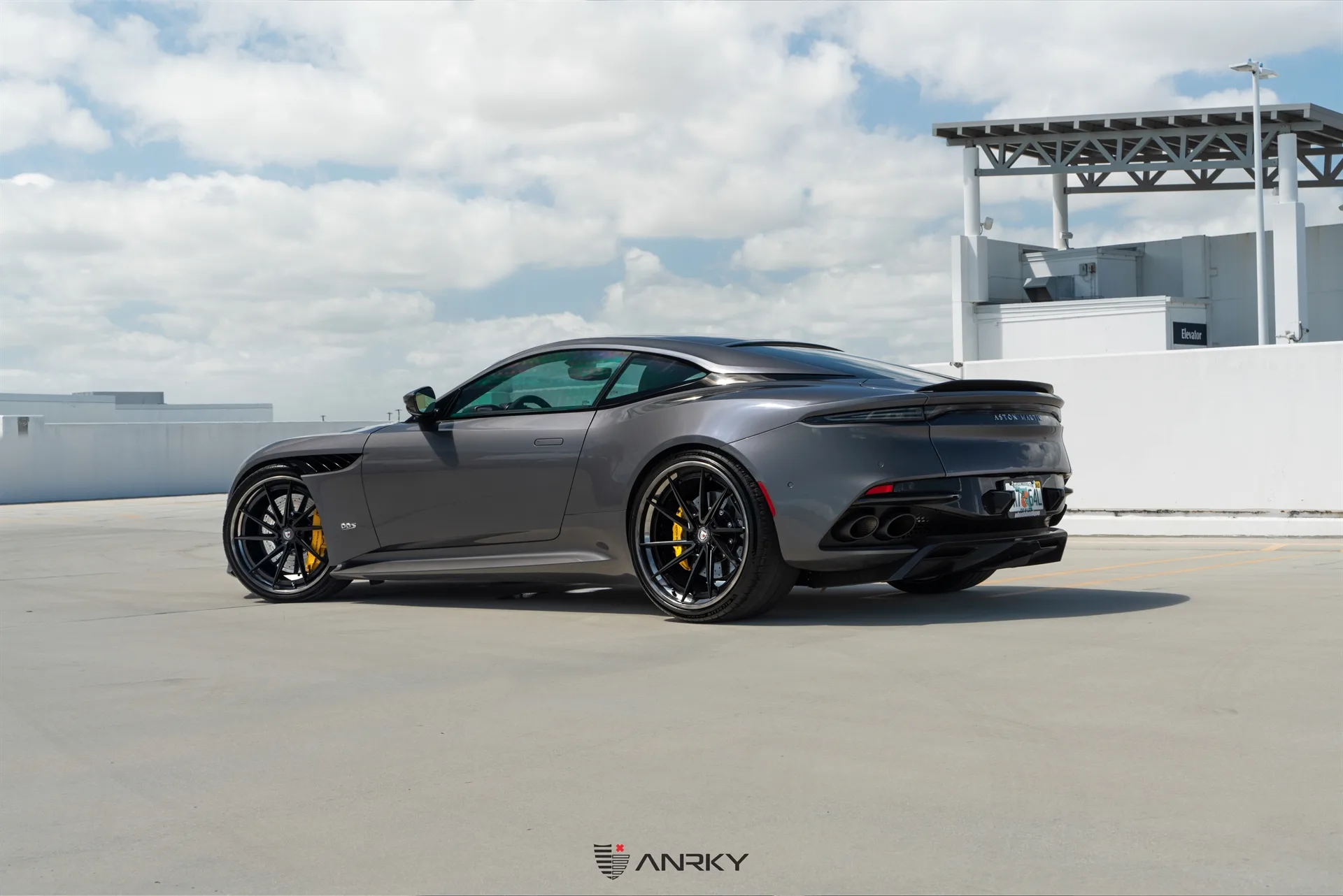 Anrky AN33 SeriesTHREE on Aston Martin DBS Superleggera, photo 9