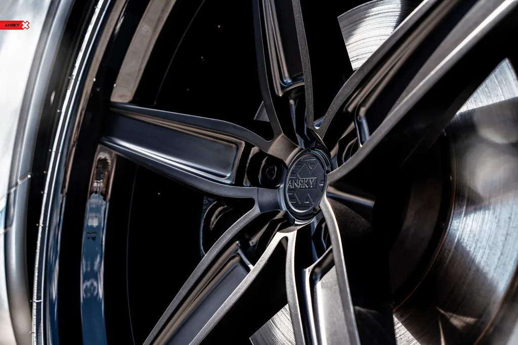 Anrky AN35 SeriesTHREE on Bentley Bentayga.1